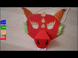 Passend, zum träger der maske, wird ein gummiband eingezogen. Drachen Basteln Mit Lena How To Make Dragon Mask Diy Kak Sdelat Masku Drakona Iz Bumagi Youtube