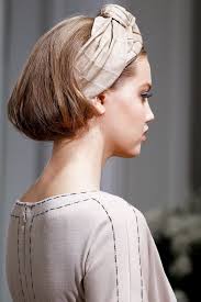 christian dior spring 2012 couture fashion show details ヘアバンド 髪型 バンダナのヘアスタイル ターバンスタイル