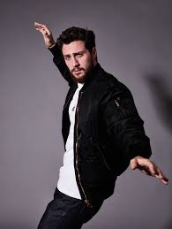 Johnson, 26, opened up about how he prepared to play the part of ray marcus, a menacing thug, in the drama. The Givenchy Gentleman Is A Free Thinker A Feminist Aaron Taylor Johnson Buro 24 7