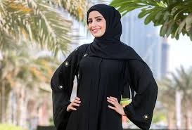لإطلالة متميزة موديلات عبايات ستان سوداء شبكة الأمة برس