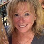 Karen Stetz's Instagram, Twitter & Facebook