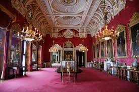 These include 19 state rooms, 52 royal and guest bedrooms, 188 staff bedrooms, 92 offices and 78 bathrooms. Buckingham Palace Part One The State Rooms Mr M Of Telford