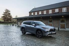 Toyota corolla verso de 7 plazas en magnifico estado, un solo dueno. Toyota Highlander Electric Hybrid Nuevo Tope De Gama Suv De La Marca Japonesa Eventos Motor