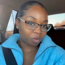 Dominique Chalmers's Instagram, Twitter & Facebook