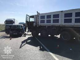 У львові археологи знайшли фрагмент середньовічного високого муру. Na Ob Yiznij Lvova Dtp Ruh Transportu Uskladneno Lvivskij Portal