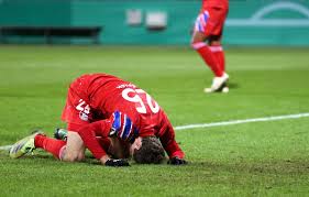 Kiel, the 1912 german champions, have never played in the bundesliga in its current format, and are third in the second tier. Football Tweet On Twitter Bundesliga Second Division Side Holstein Kiel Have Just Knocked Out Bayern Munich Of The Dfb Pokal Incredible