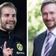 Gary Neville reveals how Martin from Wakefield was mistaken for new  Huddersfield Town boss Jan Siewert