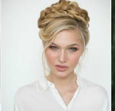 Le grand jour est arrivé, c'est ton mariage ! 50 Coiffures De Mariage A Tresses Les Plus Jolies Inspirations