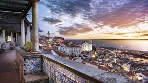 Lisabon (lisbon, lisbon) místo se nachází v časovém pásmu west *1 (gmt časový posun v hodinách: Portugalsko Lisabon Secret World