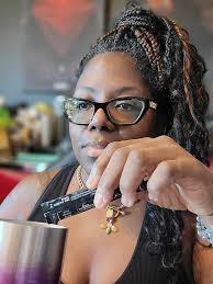 COFFEE AND CLARITY Some mornings hit different when peace meets purpose.  May your Thursday be full of quiet wins and loud gratitude.” 🌸  #PeaceAndPurpose #GratefulHeart #ThursdayThoughts #EverydayElegance