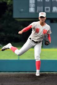 智辯学園 の 2021ドラフト候補 ・ 小畠一心投手。 身長185cm体重85kg の恵まれた体格をもつ ピッチャー兼外野手 です。 名前の 一心 は 「いっしん」 と読みます。 Rctiaxkogytmlm