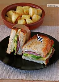 Otro de los bocadillos más tradicionales en españa, especialmente en madrid, donde los bares que. 21 Sandwiches Y Bocadillos Para Alegrar Las Cenas De Agosto