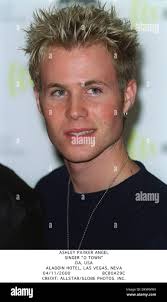 Neva Ashley's Instagram, Twitter & Facebook