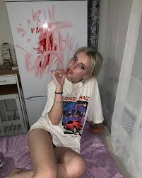 Yeissi Adli Kullanicinin Kizlar Women Girl Panosundaki Pin Kizlar Fotografcilik Tuyolari Grunge Kizlar