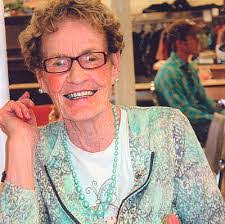 Betty Rew's Instagram, Twitter & Facebook