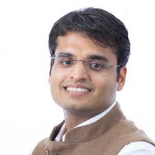 The manikchand group management team includes aditya dhariwal (ceo). Manuj Dhariwal Manujdhariwal Twitter