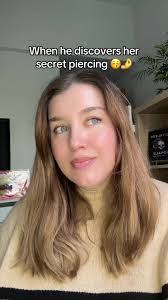 Amanda Clover's Instagram, Twitter & Facebook