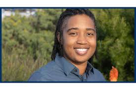 Monae Roberts (they/she)