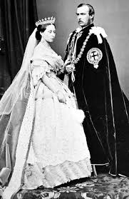Prince philip's mother makes an appearance in series three of the crown. The Crown Season 3 Truth Behind Princess Alice S Interview With The Guardian