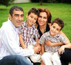 Sanatçının herhangi bir albümü bulunmamakta. Eda Metin Ozulku Sevenleri Publications Facebook