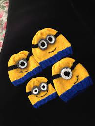 Ravelry Despicable Me Minion Hat Free Pattern By The Knit Guru Dk 8 Ply 11 Wpi Us 7 4 5 Mm Us 10 6 0 Mm 100 Minion Hat Minion Crochet Minion Hats