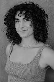 Mollie Wolf's Instagram, Twitter & Facebook