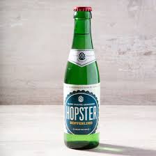 Grune Flasche Roter Kronkorken Blaues Etikett Das Muss Hopster Sein Bitterstoffe Kronkorken Bier