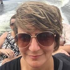 Lori Sallee's Instagram, Twitter & Facebook