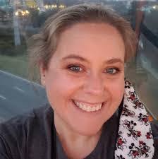 Sharon Scheible's Instagram, Twitter & Facebook