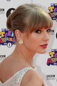 Women with all face shapes, and short hair can grab the day with the look. 27 Easy Updos To Wear With Everything Updo Hairstyles We Love