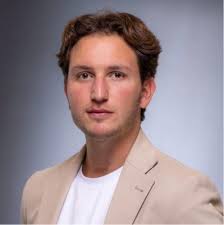 After an incredible 4.5 year journey, my time at WeWork has come to a  close, and what an experience it was. I'm deeply grateful to the company  for the opportunity to grow