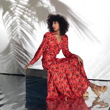 Photographer: @stephlarsenphoto AD: @evancrothers HMU: @natalieshafie PA:  @cappsphoto