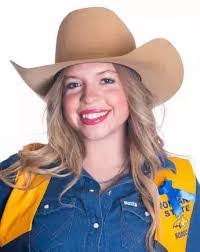 Amelia Lancaster's Instagram, Twitter & Facebook