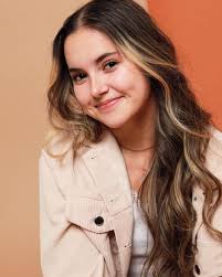 Haley Torres's Instagram, Twitter & Facebook