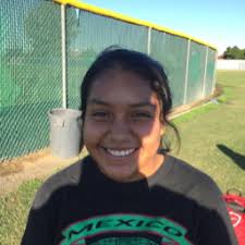 Leslie Cervantes' Loara High School Bio