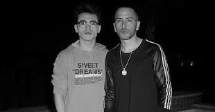 Conmovedor mensaje de yandel tras la muerte de la hija de wisin. Hijo Mayor De Yandel Hace Su Debut Como Productor En El Nuevo Disco De Su Padre Reggaeton Rankiado Musica Urbana Latina En Un Solo Sitio