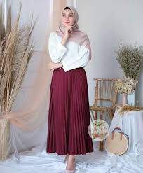 Atasan combat + rok prisket ukuran : 35 Terbaik Untuk Ootd Rok Plisket Warna Maroon Poppy Rock