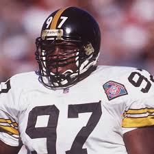 A good college player has about a 1% chance of making the nfl based on the total number of college football players. Former Steelers De Ray Seals Explains How He Made It To The Nfl Without Any College Football Experience Behind The Steel Curtain