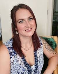 Renee Ladd's Instagram, Twitter & Facebook