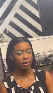 SACHA|Makeup For POC