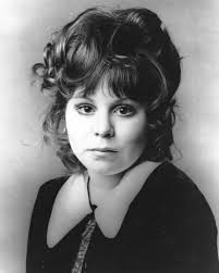 The world is mourning the loss of TV mom Liz Sheridan. She is best known as  Helen Seinfeld