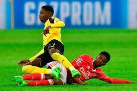 After spending a season on loan at fátima, he initially appeared for benfica b before. Who Is Nelson Semedo Barcelona New Boy Who Could Have Forced Neymar Out Of The Nou Camp Mirror Online