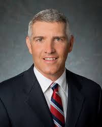 Richard Maner's Instagram, Twitter & Facebook