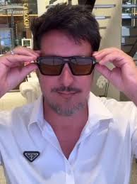 Óculos de sol Tom Ford Redford FT1153 cor 01E com lentes cosméticas!  Tendência em alta para 2025!! #oticaswanny