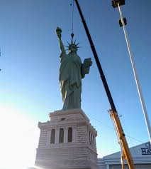 Qué hacer en barra velha. Replica Da Estatua Da Liberdade E Instalada Em Caxias Do Sul Petrus News