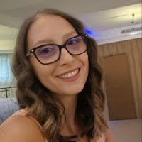 100+ profiluri „Eva”