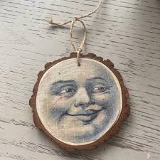 Creepy Christmas Tree Decorations