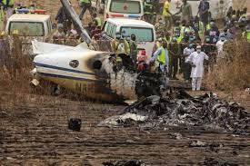 Nigeria's top soldier, lieutenant general ibrahim attahiru, died during an official trip to the country's attahiru took over as army chief in a major military reshuffle in january. Fd4lhsbqxxonem