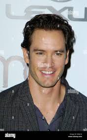 Mark-Paul Gosselaar at arrivals for 2010 Environmental Media Association  Awards, Warner Bros. Studios, Burbank, CA October 16, 2010. Photo By:  Michael Germana/Everett Collection Stock Photo