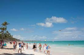 The reason for its controversy stems from the fact that its target audience found its plot to. 8 Of The Best Spring Break Party Destinations Gma